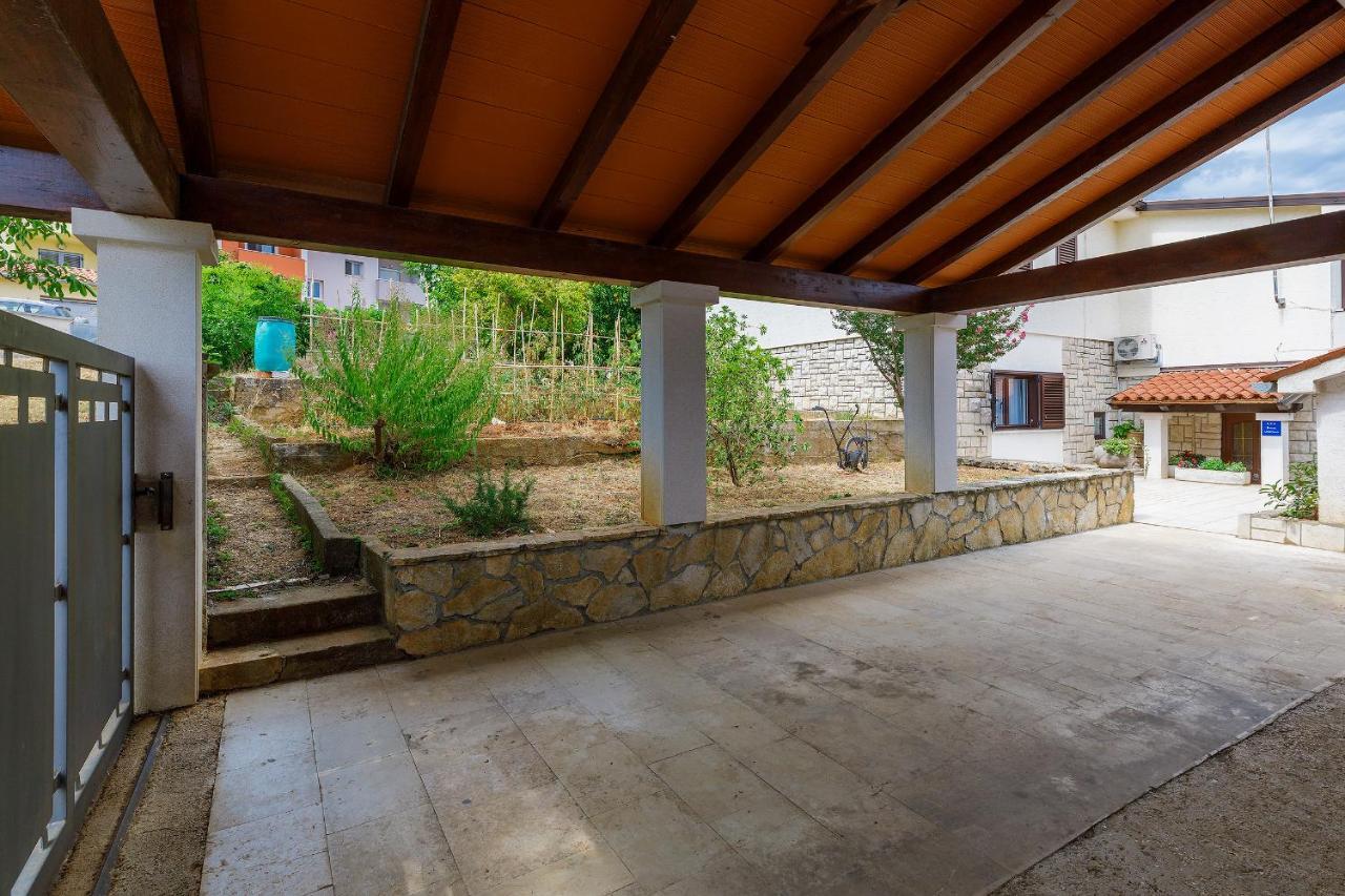 Stylish Flats With Two Bedrooms In Premantura Exterior foto